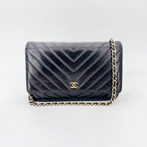 Chanel Chevron Wallet On Chain Black